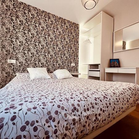 Appartamento Piso Reformado,Centrico,Tranquilo Y Con Wifi Vut 09-398 Burgo Esterno foto